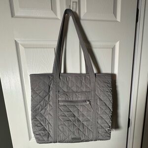 Vera Bradley tote grey